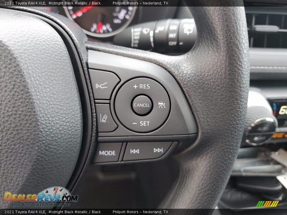 2021 Toyota RAV4 XLE Midnight Black Metallic / Black Photo #17