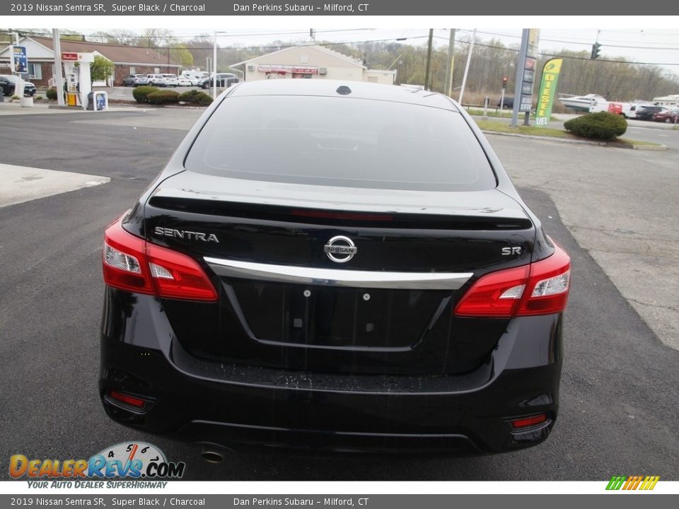 2019 Nissan Sentra SR Super Black / Charcoal Photo #6