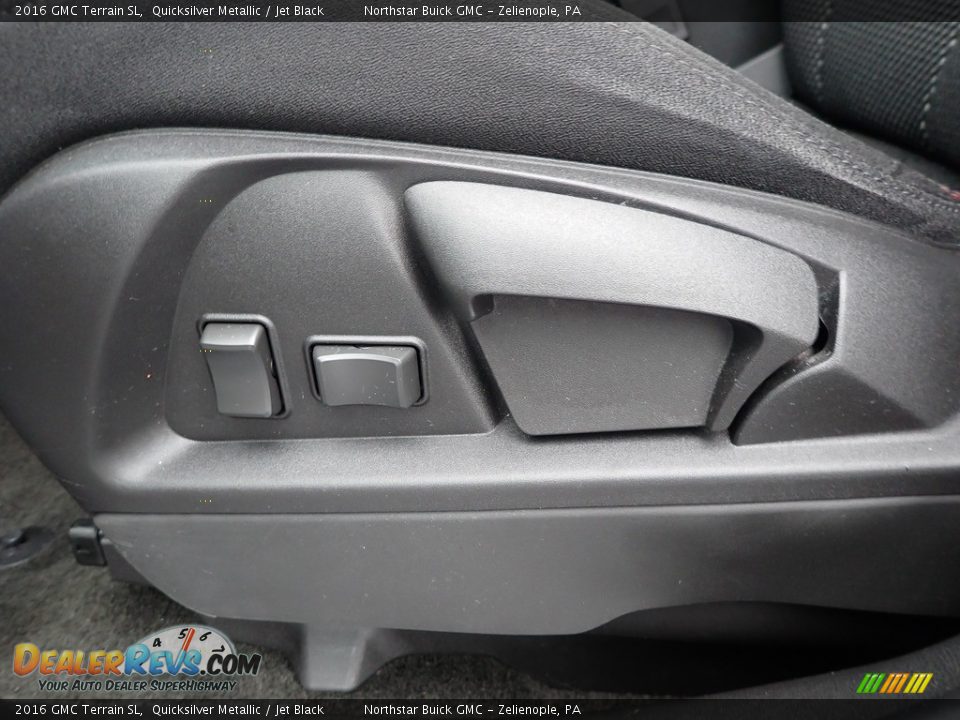 Front Seat of 2016 GMC Terrain SL Photo #27