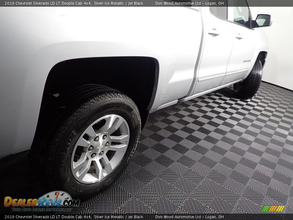 2019 Chevrolet Silverado LD LT Double Cab 4x4 Silver Ice Metallic / Jet Black Photo #15