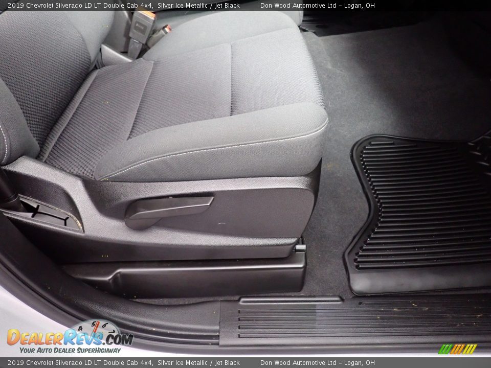 2019 Chevrolet Silverado LD LT Double Cab 4x4 Silver Ice Metallic / Jet Black Photo #30