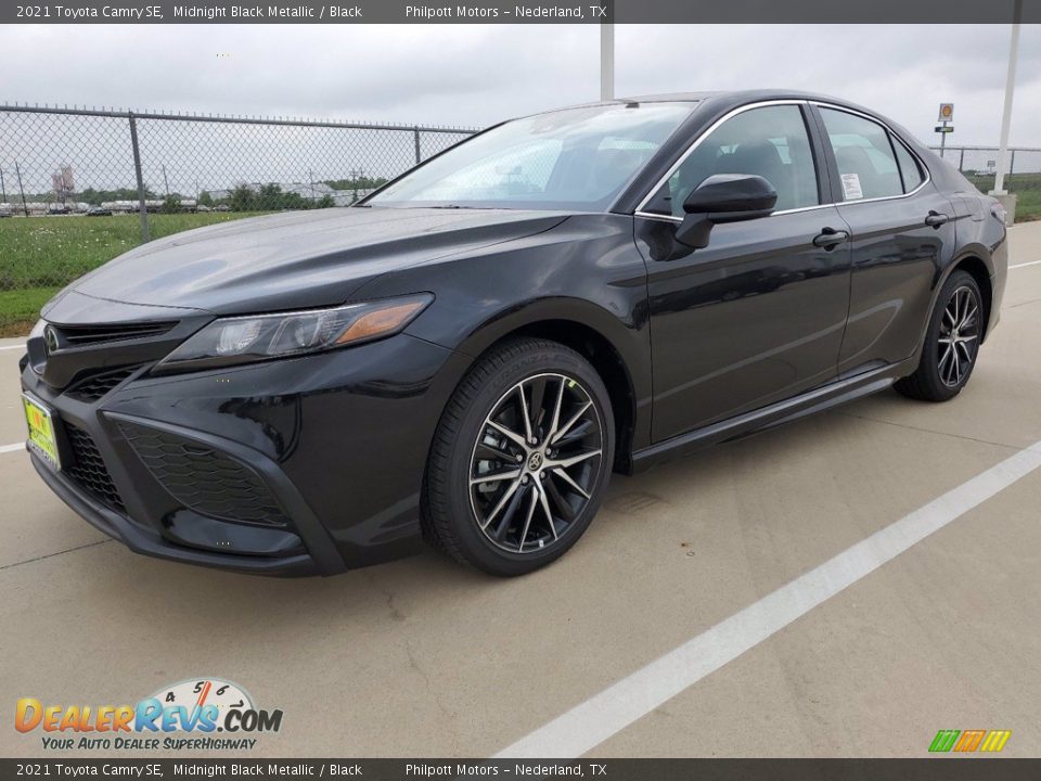 2021 Toyota Camry SE Midnight Black Metallic / Black Photo #2