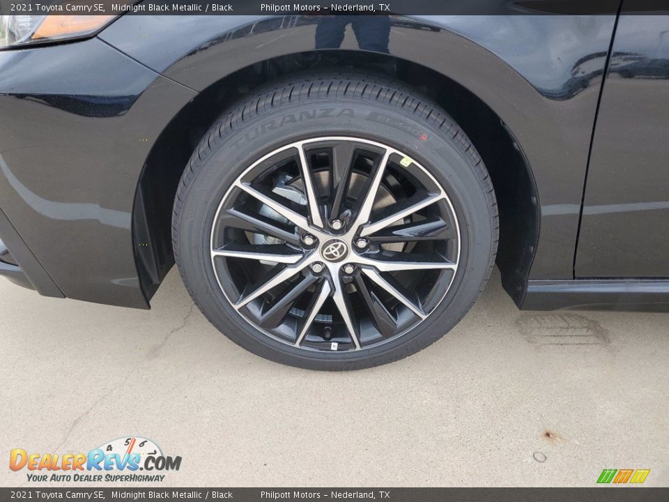 2021 Toyota Camry SE Midnight Black Metallic / Black Photo #10