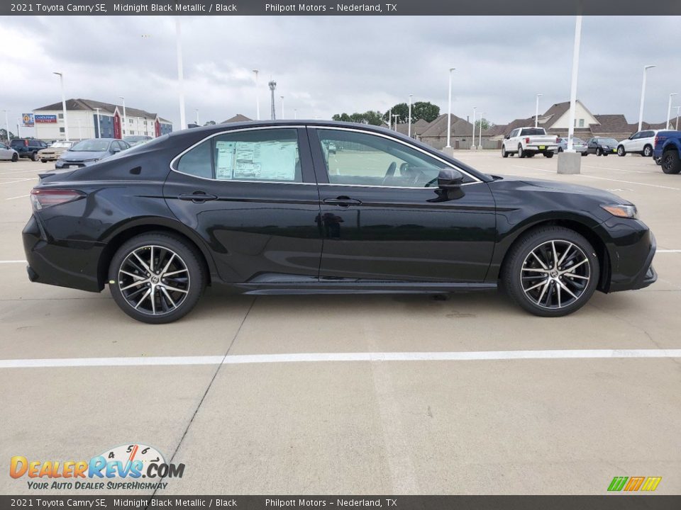 2021 Toyota Camry SE Midnight Black Metallic / Black Photo #12