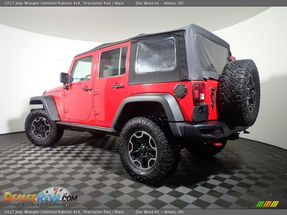 2017 Jeep Wrangler Unlimited Rubicon 4x4 Firecracker Red / Black Photo #11