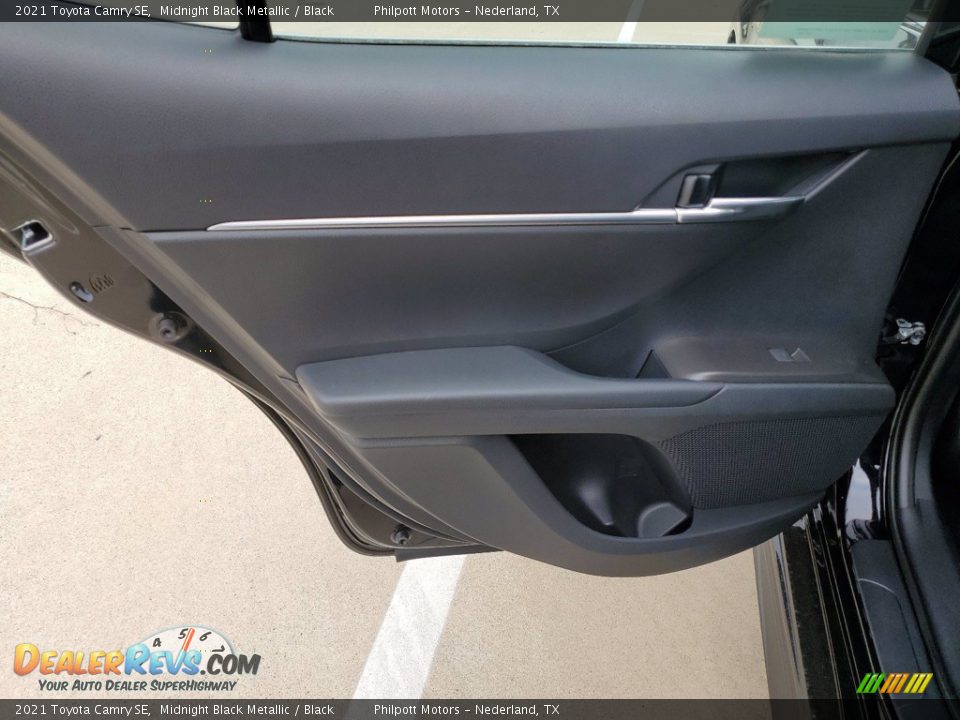 2021 Toyota Camry SE Midnight Black Metallic / Black Photo #23