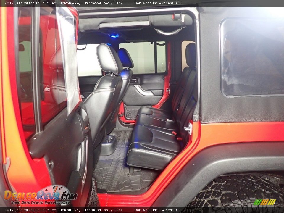 2017 Jeep Wrangler Unlimited Rubicon 4x4 Firecracker Red / Black Photo #33