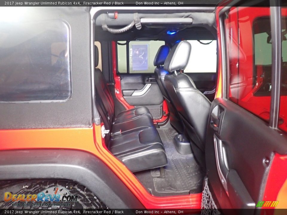 2017 Jeep Wrangler Unlimited Rubicon 4x4 Firecracker Red / Black Photo #35
