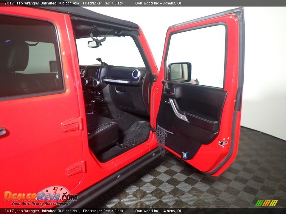 2017 Jeep Wrangler Unlimited Rubicon 4x4 Firecracker Red / Black Photo #36