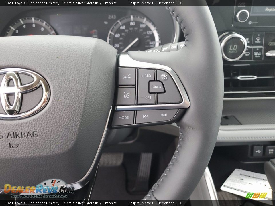 2021 Toyota Highlander Limited Celestial Silver Metallic / Graphite Photo #17