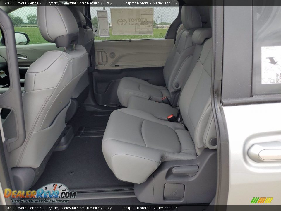 2021 Toyota Sienna XLE Hybrid Celestial Silver Metallic / Gray Photo #6