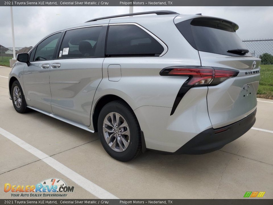 2021 Toyota Sienna XLE Hybrid Celestial Silver Metallic / Gray Photo #11