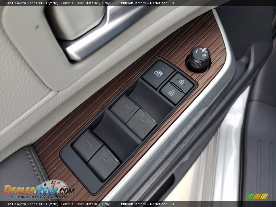2021 Toyota Sienna XLE Hybrid Celestial Silver Metallic / Gray Photo #14