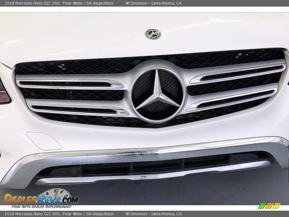 2018 Mercedes-Benz GLC 300 Polar White / Silk Beige/Black Photo #30