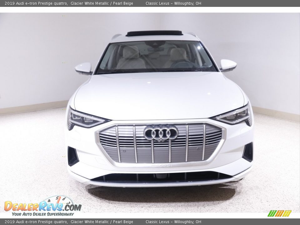 2019 Audi e-tron Prestige quattro Glacier White Metallic / Pearl Beige Photo #2