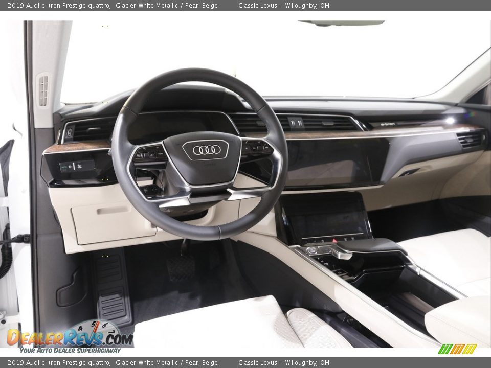 Dashboard of 2019 Audi e-tron Prestige quattro Photo #6