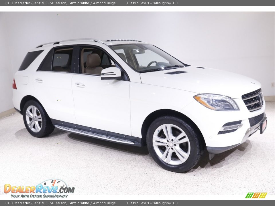 2013 Mercedes-Benz ML 350 4Matic Arctic White / Almond Beige Photo #1