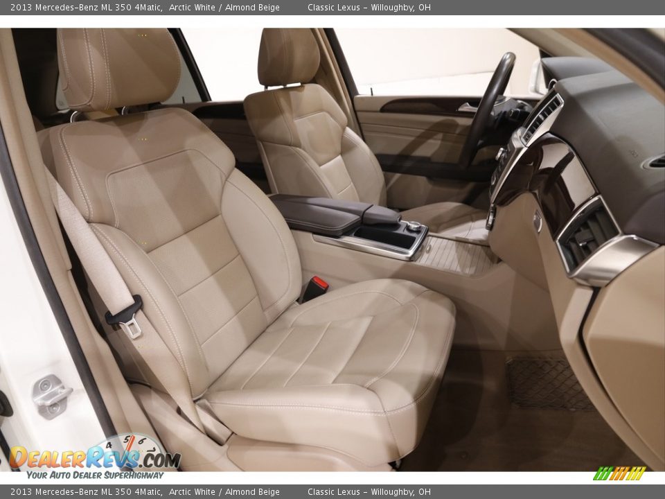 2013 Mercedes-Benz ML 350 4Matic Arctic White / Almond Beige Photo #15