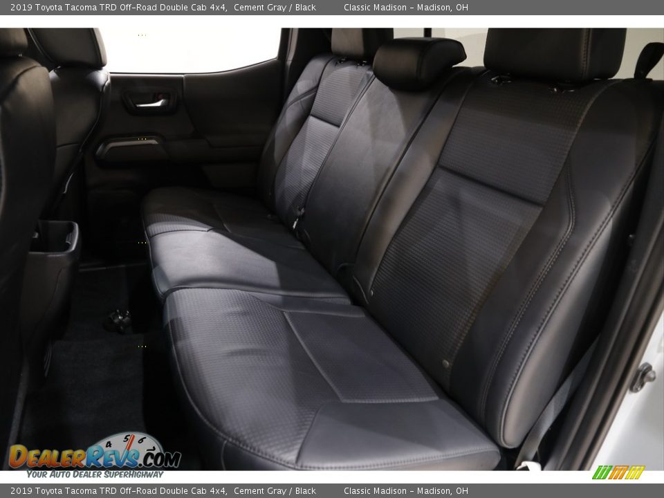 2019 Toyota Tacoma TRD Off-Road Double Cab 4x4 Cement Gray / Black Photo #16