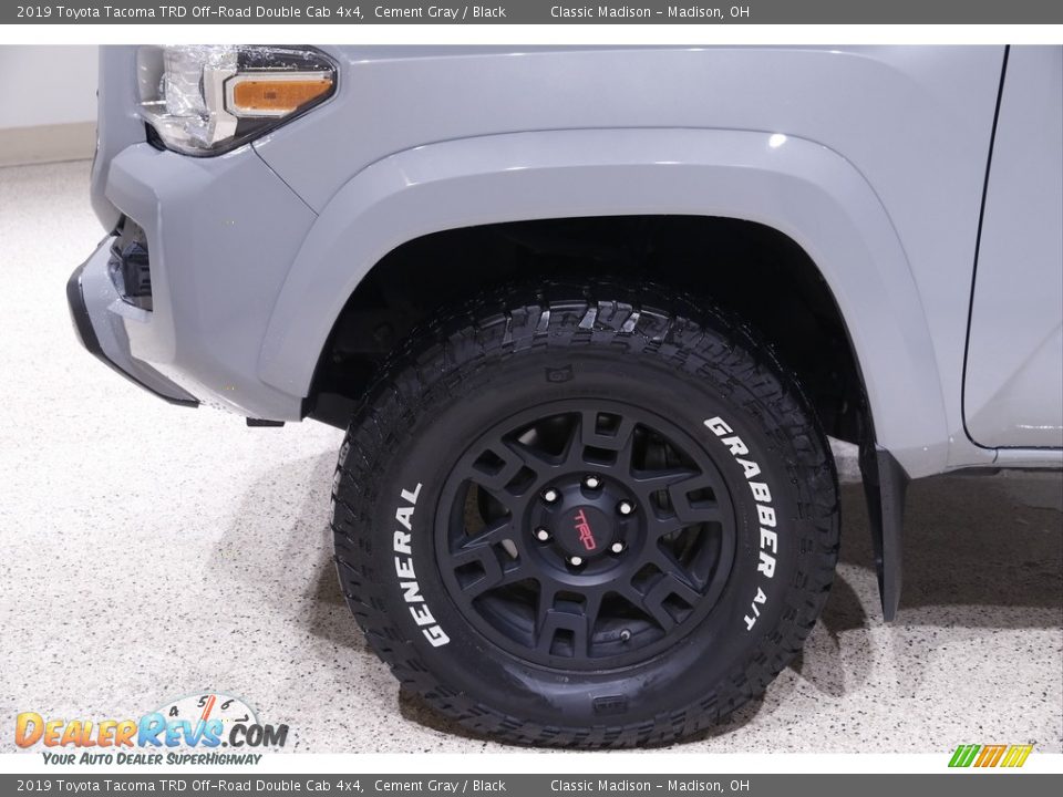 2019 Toyota Tacoma TRD Off-Road Double Cab 4x4 Cement Gray / Black Photo #18