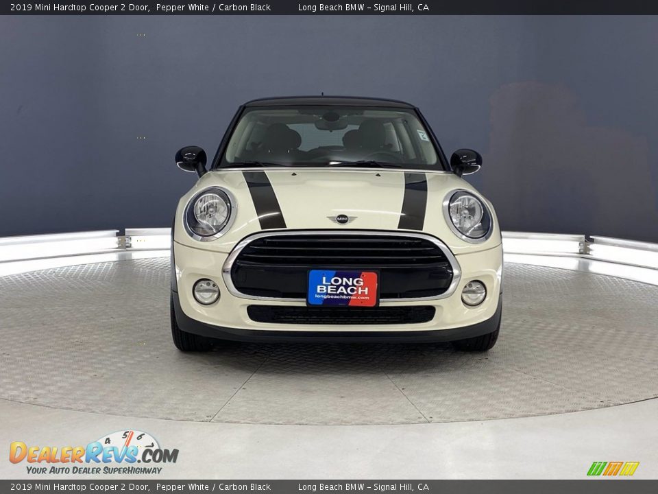 2019 Mini Hardtop Cooper 2 Door Pepper White / Carbon Black Photo #2