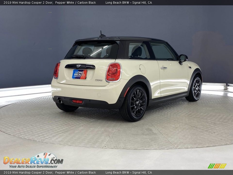 2019 Mini Hardtop Cooper 2 Door Pepper White / Carbon Black Photo #5