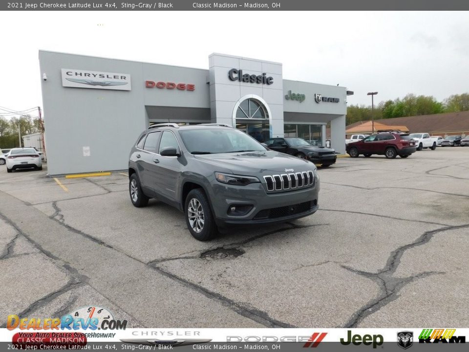 2021 Jeep Cherokee Latitude Lux 4x4 Sting-Gray / Black Photo #1