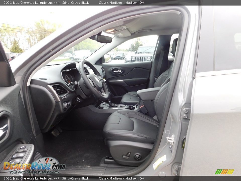 2021 Jeep Cherokee Latitude Lux 4x4 Sting-Gray / Black Photo #9