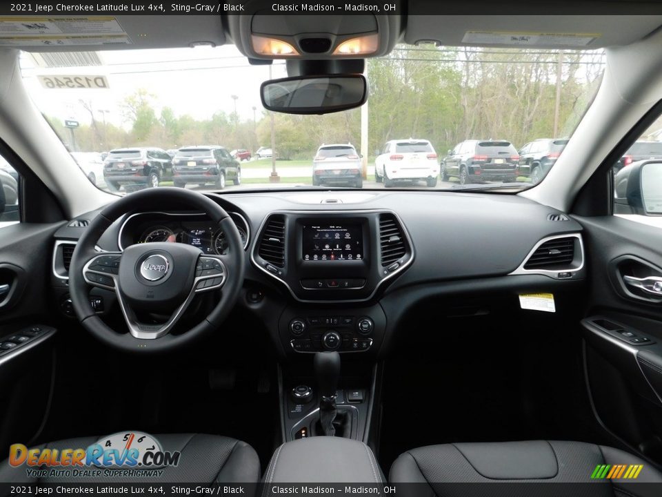 2021 Jeep Cherokee Latitude Lux 4x4 Sting-Gray / Black Photo #10