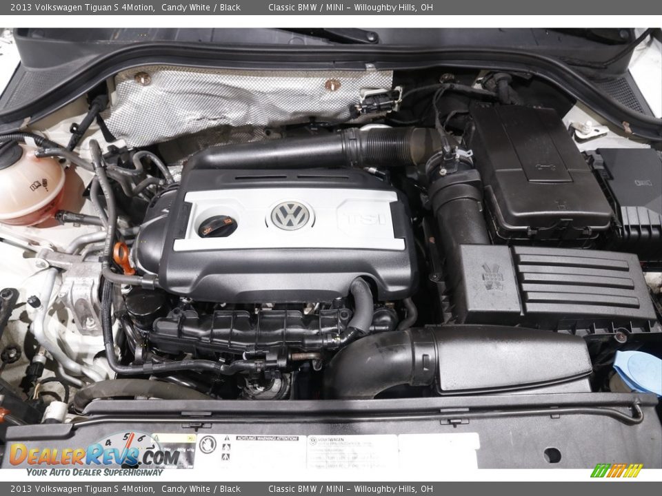 2013 Volkswagen Tiguan S 4Motion 2.0 Liter FSI Turbocharged DOHC 16-Valve VVT 4 Cylinder Engine Photo #16