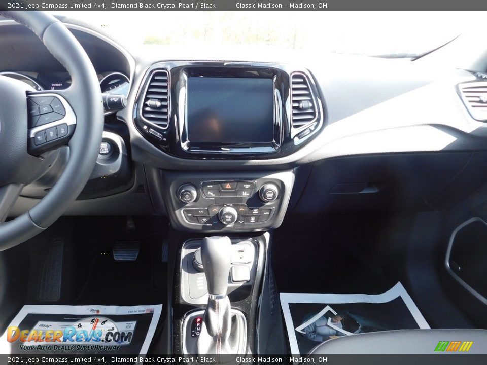 2021 Jeep Compass Limited 4x4 Diamond Black Crystal Pearl / Black Photo #8