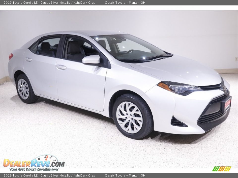 2019 Toyota Corolla LE Classic Silver Metallic / Ash/Dark Gray Photo #1
