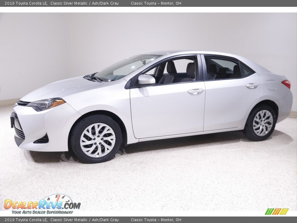 2019 Toyota Corolla LE Classic Silver Metallic / Ash/Dark Gray Photo #3