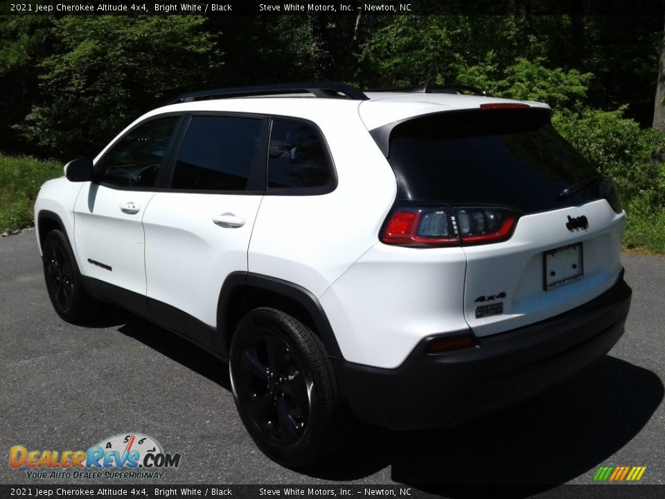 2021 Jeep Cherokee Altitude 4x4 Bright White / Black Photo #8