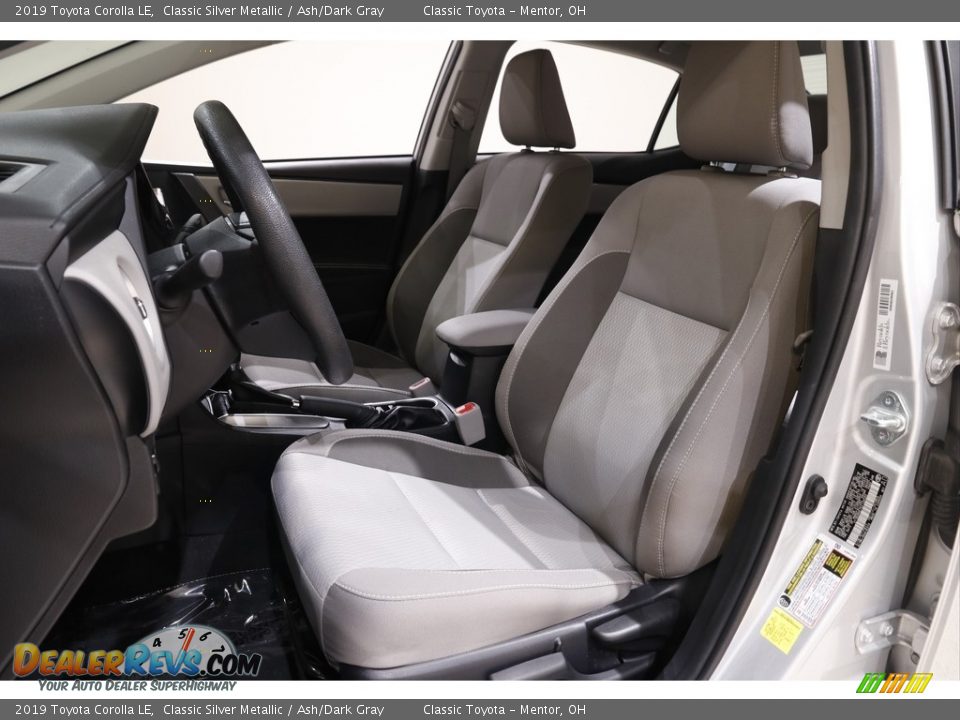 2019 Toyota Corolla LE Classic Silver Metallic / Ash/Dark Gray Photo #5