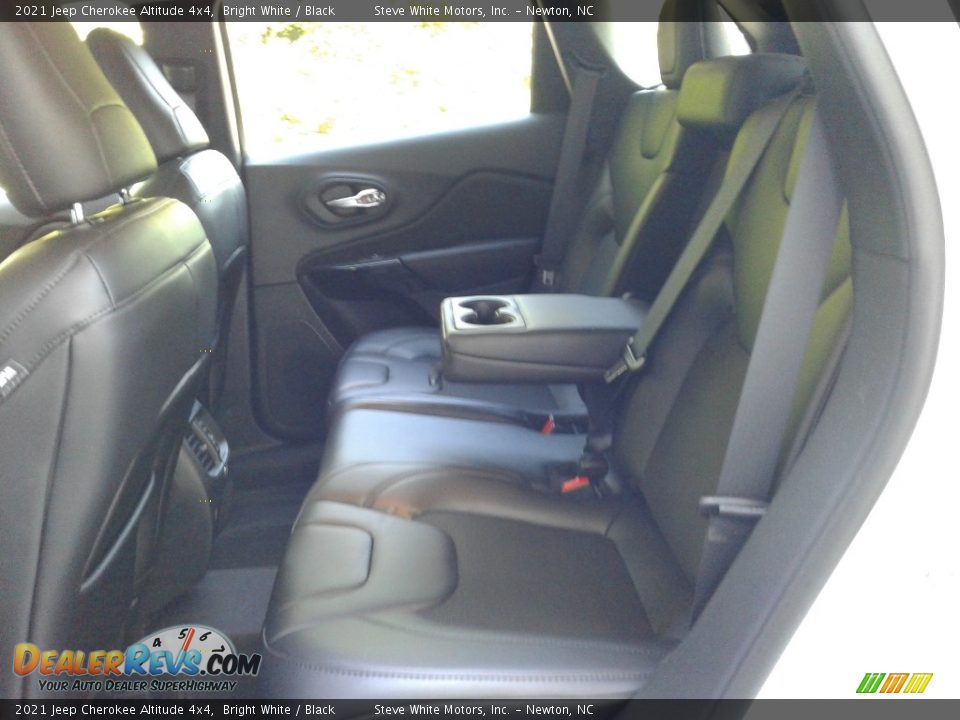 2021 Jeep Cherokee Altitude 4x4 Bright White / Black Photo #13
