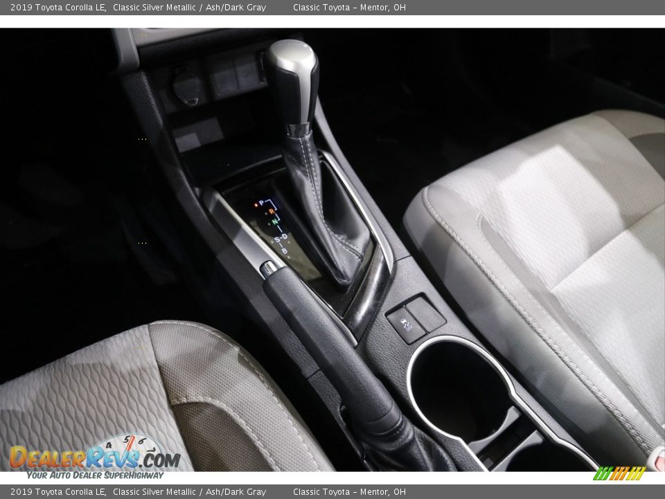 2019 Toyota Corolla LE Classic Silver Metallic / Ash/Dark Gray Photo #11