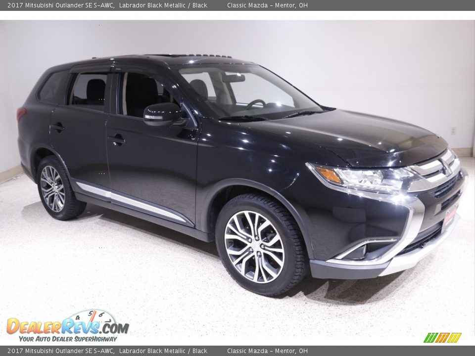 Labrador Black Metallic 2017 Mitsubishi Outlander SE S-AWC Photo #1