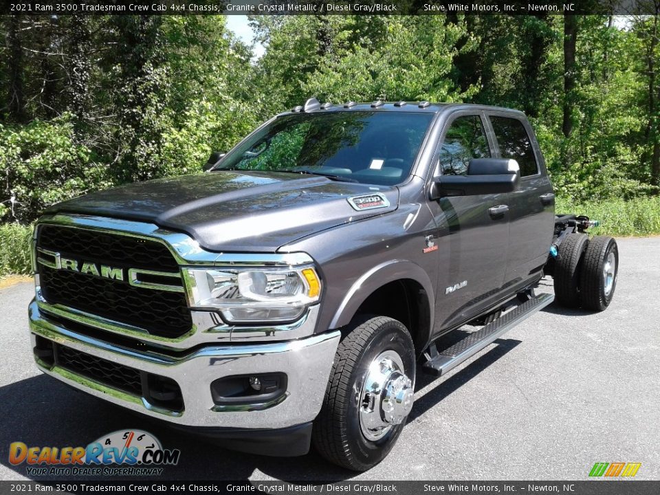 2021 Ram 3500 Tradesman Crew Cab 4x4 Chassis Granite Crystal Metallic / Diesel Gray/Black Photo #2