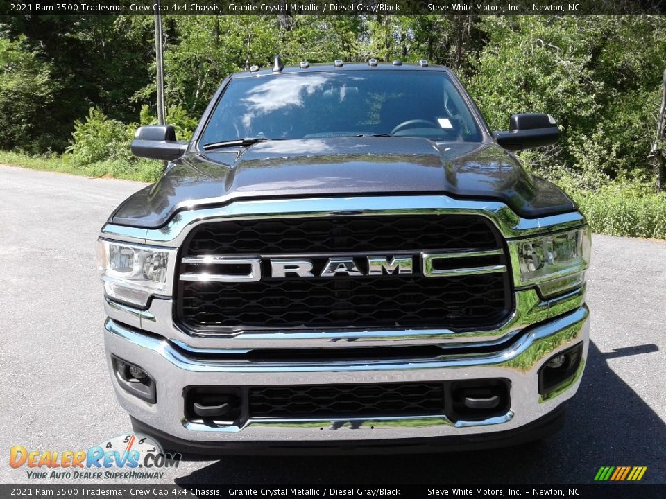 2021 Ram 3500 Tradesman Crew Cab 4x4 Chassis Granite Crystal Metallic / Diesel Gray/Black Photo #3