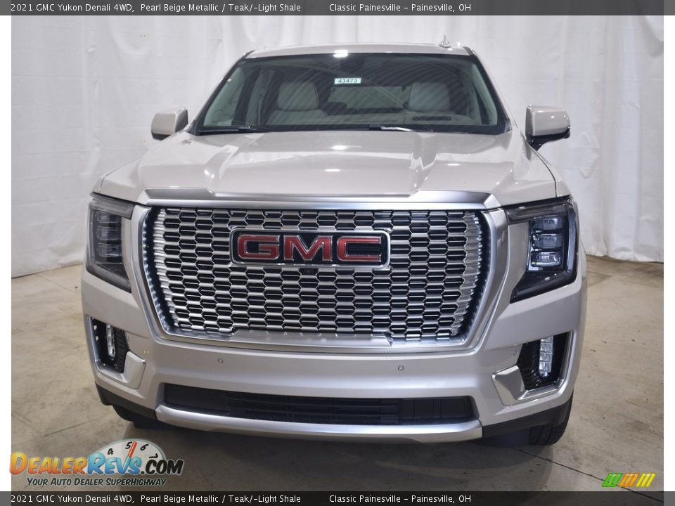 2021 GMC Yukon Denali 4WD Pearl Beige Metallic / Teak/­Light Shale Photo #4