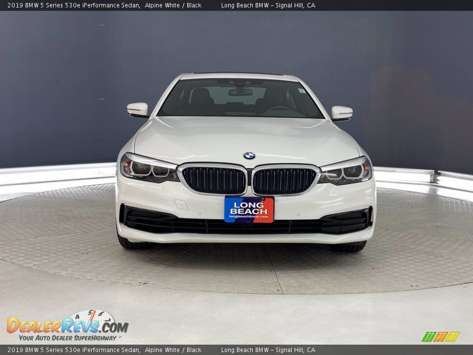 2019 BMW 5 Series 530e iPerformance Sedan Alpine White / Black Photo #2