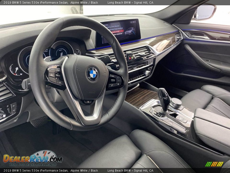 2019 BMW 5 Series 530e iPerformance Sedan Alpine White / Black Photo #16