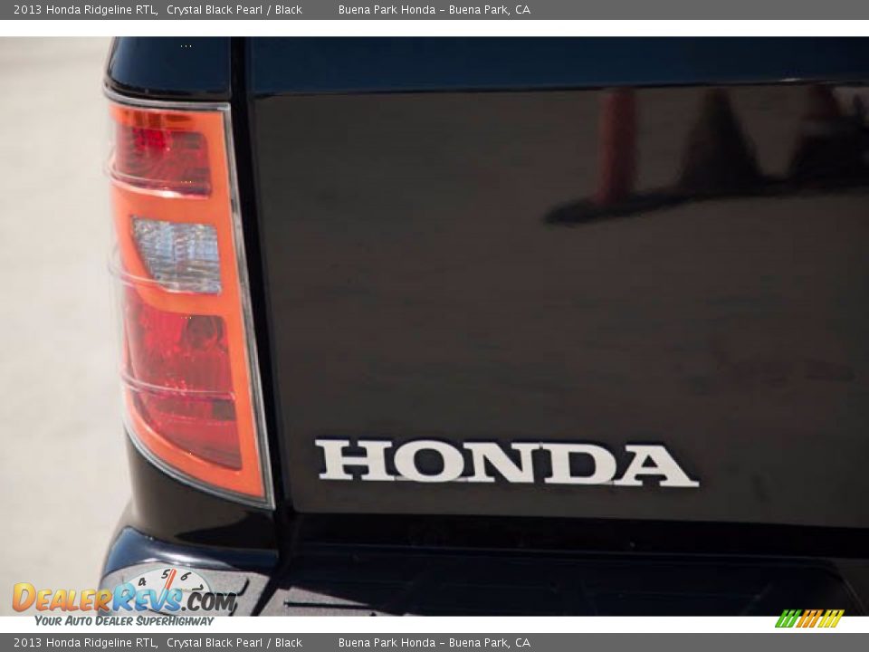 2013 Honda Ridgeline RTL Crystal Black Pearl / Black Photo #10