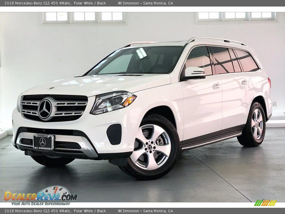 Front 3/4 View of 2018 Mercedes-Benz GLS 450 4Matic Photo #12