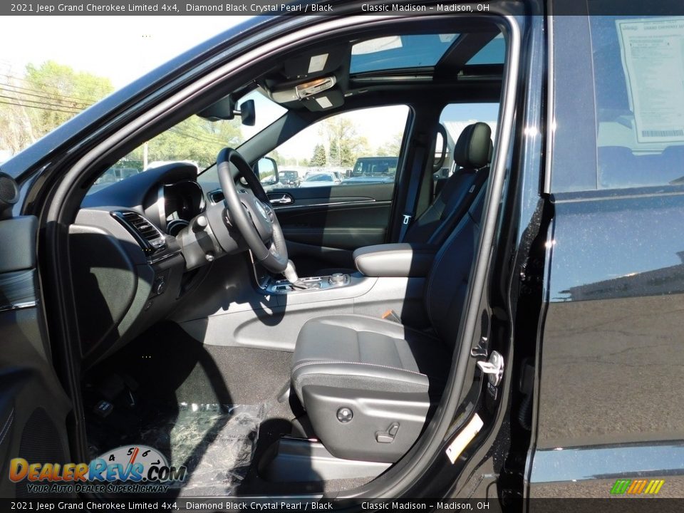 2021 Jeep Grand Cherokee Limited 4x4 Diamond Black Crystal Pearl / Black Photo #8