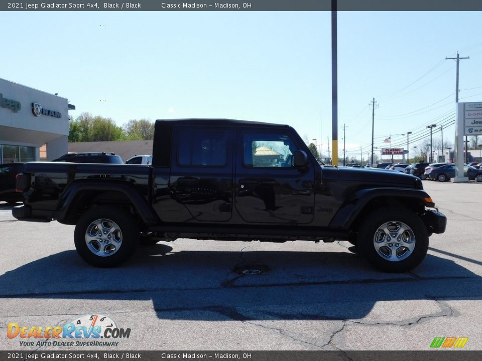2021 Jeep Gladiator Sport 4x4 Black / Black Photo #3