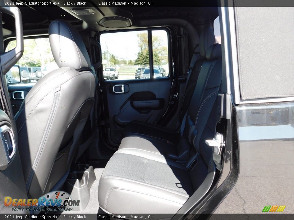 2021 Jeep Gladiator Sport 4x4 Black / Black Photo #7