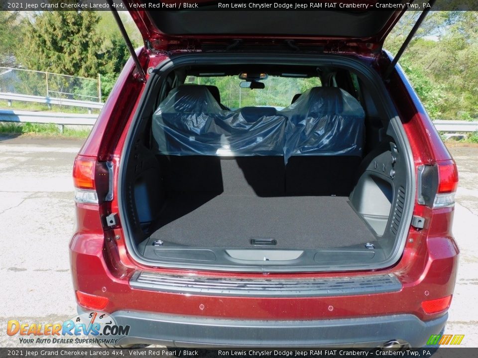 2021 Jeep Grand Cherokee Laredo 4x4 Velvet Red Pearl / Black Photo #7