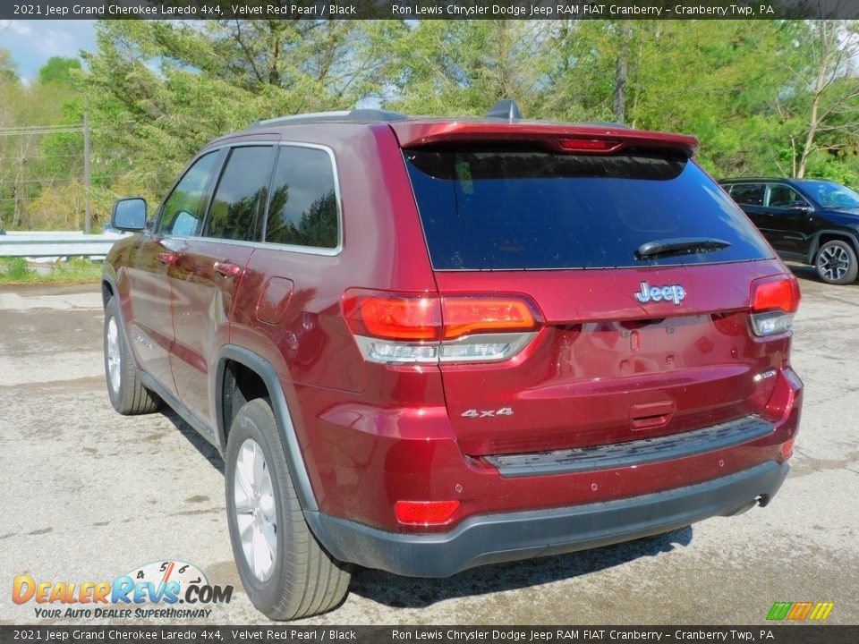 2021 Jeep Grand Cherokee Laredo 4x4 Velvet Red Pearl / Black Photo #8